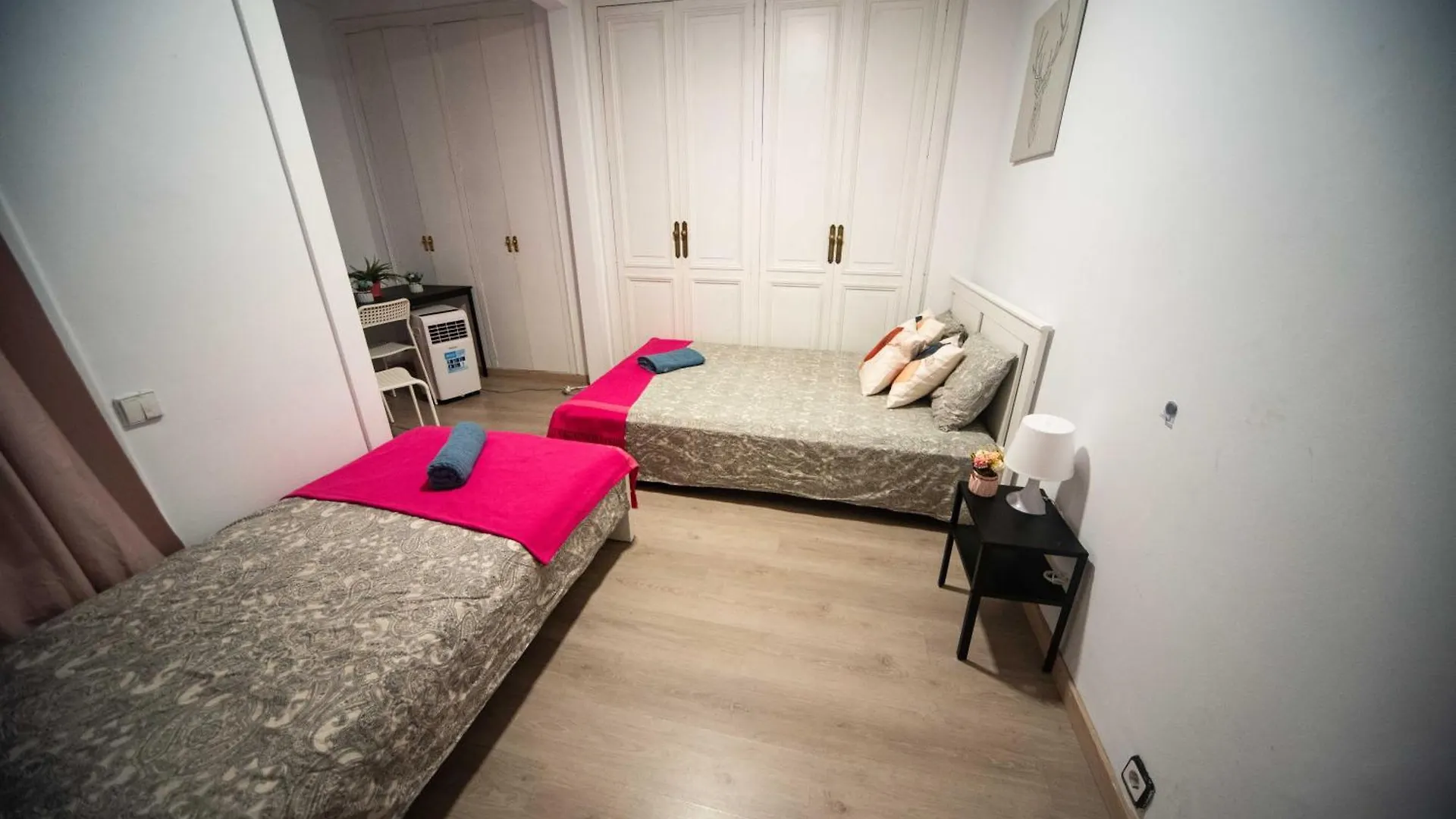 Ostello Nice Room By Eixample Barcellona